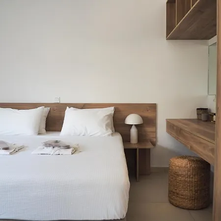 Trinity Urban Residences Plumeria Апартаменти
